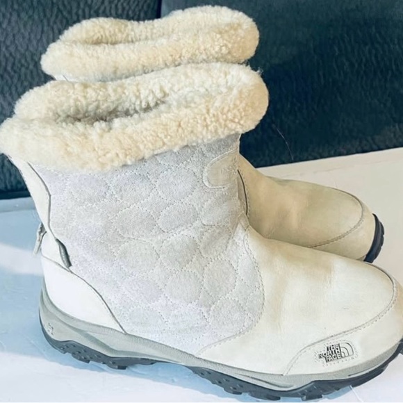 The North Face Shoes - The North Face Sz 10 Off-White Winter Ankle Boots Women’s